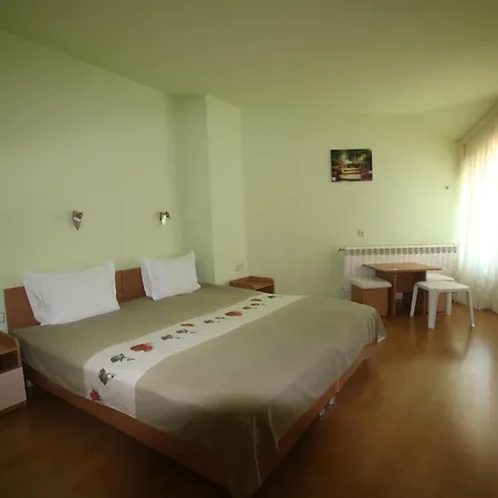 Guest House Kiwi-2